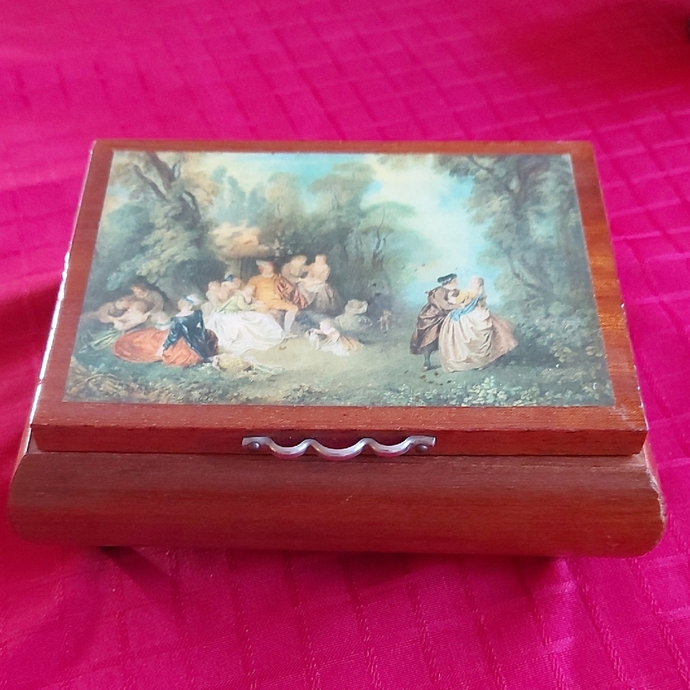 Vintage Wooden Jewelry Box with Scenic Artwork